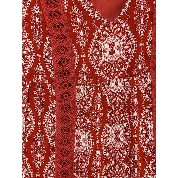 As U Wish 3/4 Sleeve V Neck Eyelet Pullover Top Red Women's Size Large - Picture 11 of 11